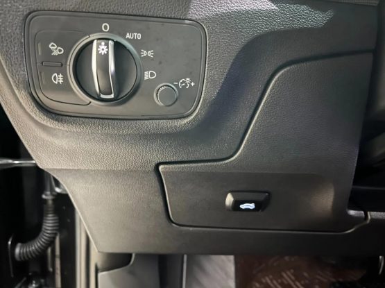Audi Q2 L 36700 (17)