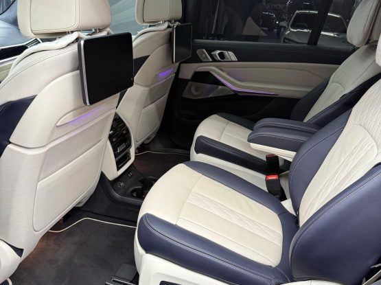 BMW X7 (13)