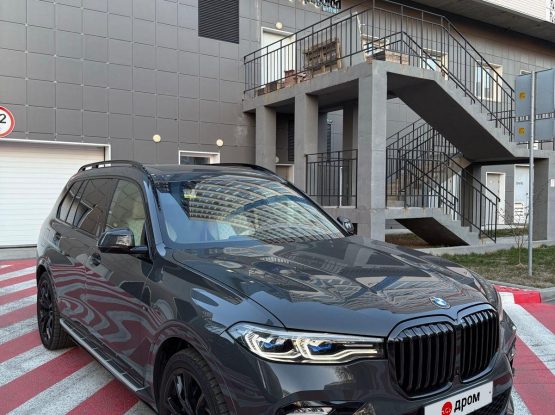 BMW X7 (4)