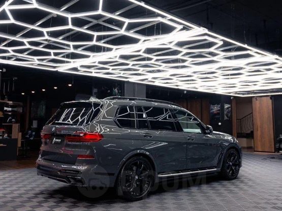 BMW X7 (6)