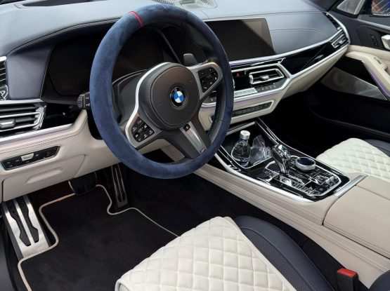 BMW X7 (8)
