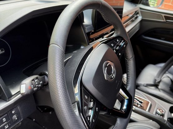 SsangYong Rexton Sports Khan (46)