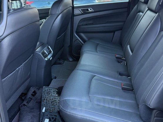SsangYong Rexton Sports Khan (5)