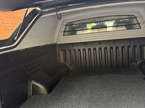 SsangYong Rexton Sports Khan (8)