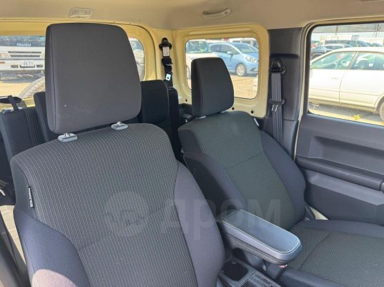 Suzuki Jimny Sierra 11000 (17)