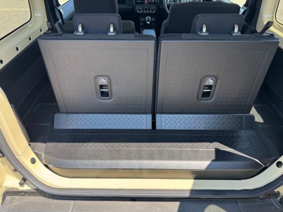 Suzuki Jimny Sierra 11000 (30)
