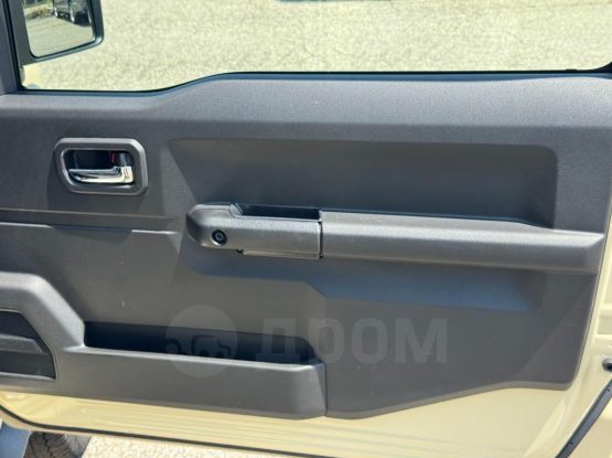 Suzuki Jimny Sierra 11000 (34)