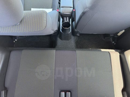 Suzuki Jimny Sierra 11000 (5)