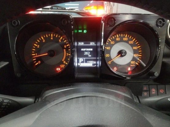 Suzuki Jimny Sierra 11000 (7)
