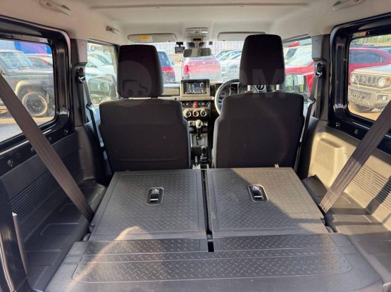 Suzuki Jimny Sierra 12000 (11)