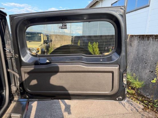 Suzuki Jimny Sierra 12000 (12)