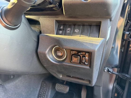 Suzuki Jimny Sierra 12000 (15)