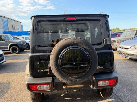 Suzuki Jimny Sierra 12000 (17)