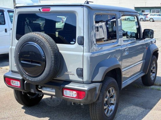 Suzuki Jimny Sierra 14000 (14)