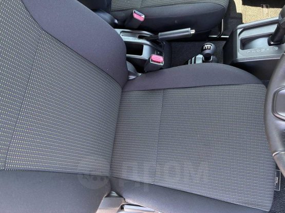 Suzuki Jimny Sierra 14000 (27)
