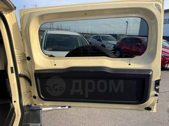 Suzuki Jimny Sierra (15)