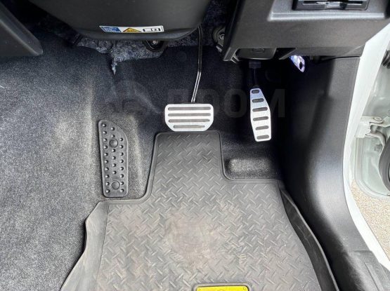 Suzuki Jimny Sierra 19000 (40)