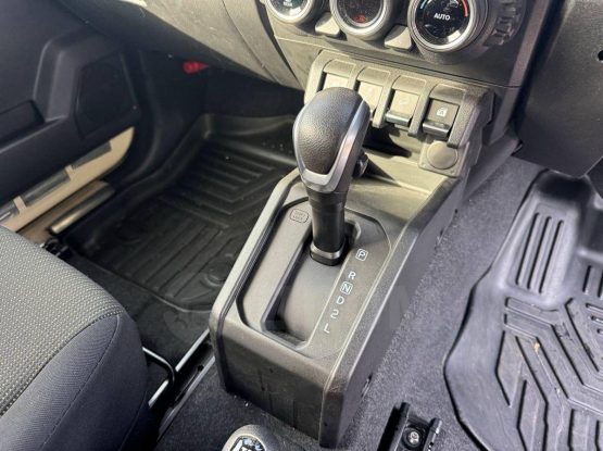 Suzuki Jimny Sierra (20)