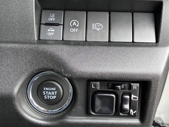 Suzuki Jimny Sierra 23000 (10)