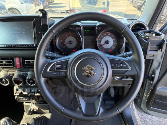 Suzuki Jimny Sierra 25000 (4)