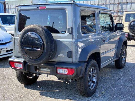 Suzuki Jimny Sierra 25000 (8)