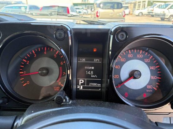 Suzuki Jimny Sierra 27000 (32)