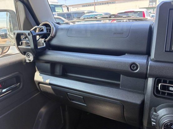 Suzuki Jimny Sierra 27000 (35)