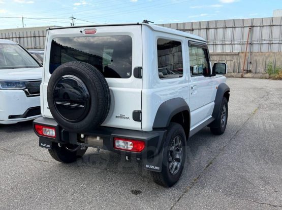 Suzuki Jimny Sierra 32000 (10)