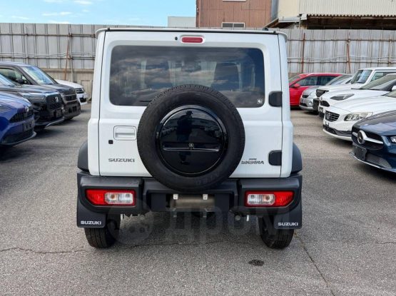 Suzuki Jimny Sierra 32000 (14)