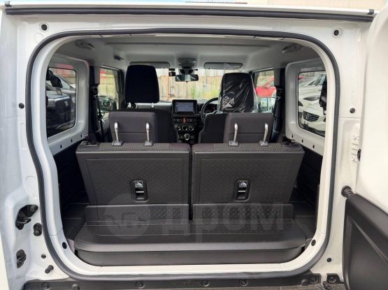 Suzuki Jimny Sierra 32000 (16)