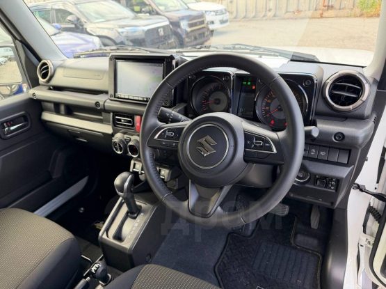 Suzuki Jimny Sierra 32000 (2)