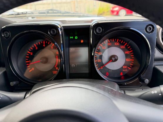 Suzuki Jimny Sierra 32000 (21)