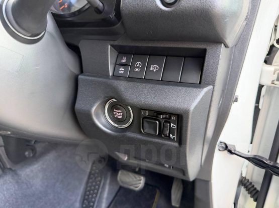 Suzuki Jimny Sierra 32000 (3)