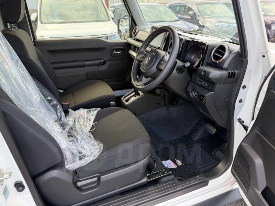 Suzuki Jimny Sierra 32000 (6)