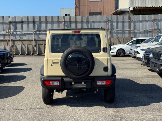 Suzuki Jimny Sierra 7000 (41)