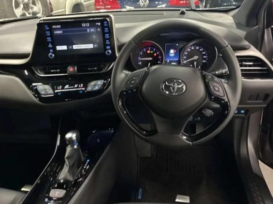 Toyota C-HR 18000 (12)