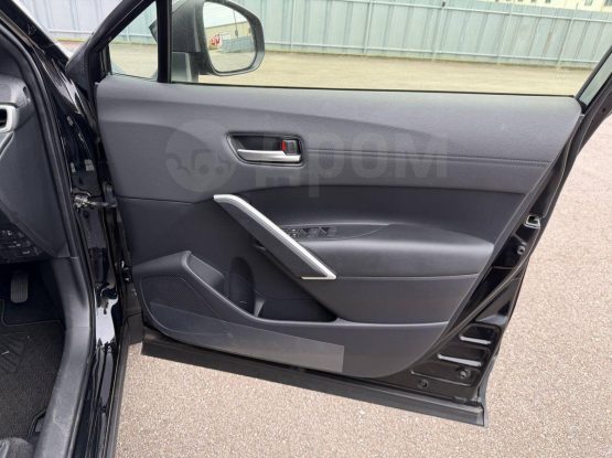 Toyota Corolla Cross 16000 (32)