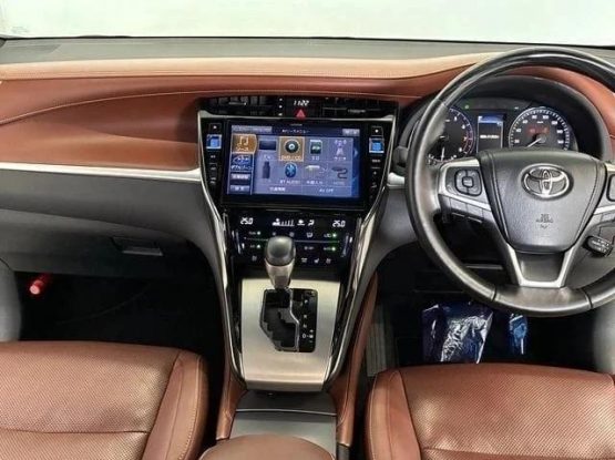 Toyota Harrier 51000 (12)