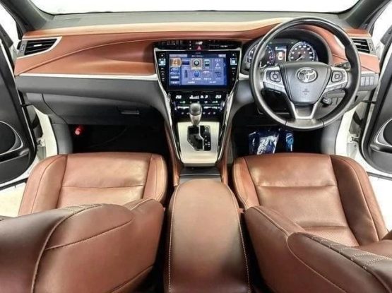 Toyota Harrier 51000 (3)