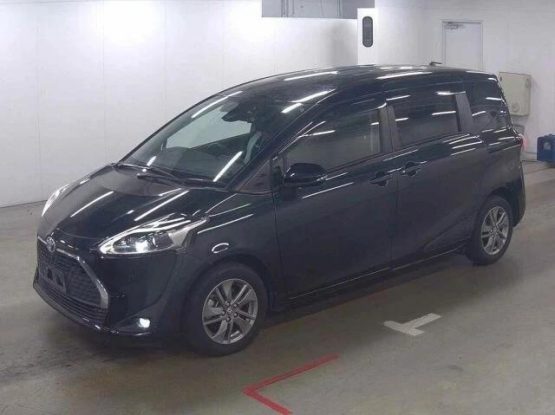 Toyota Sienta 29000 (7)